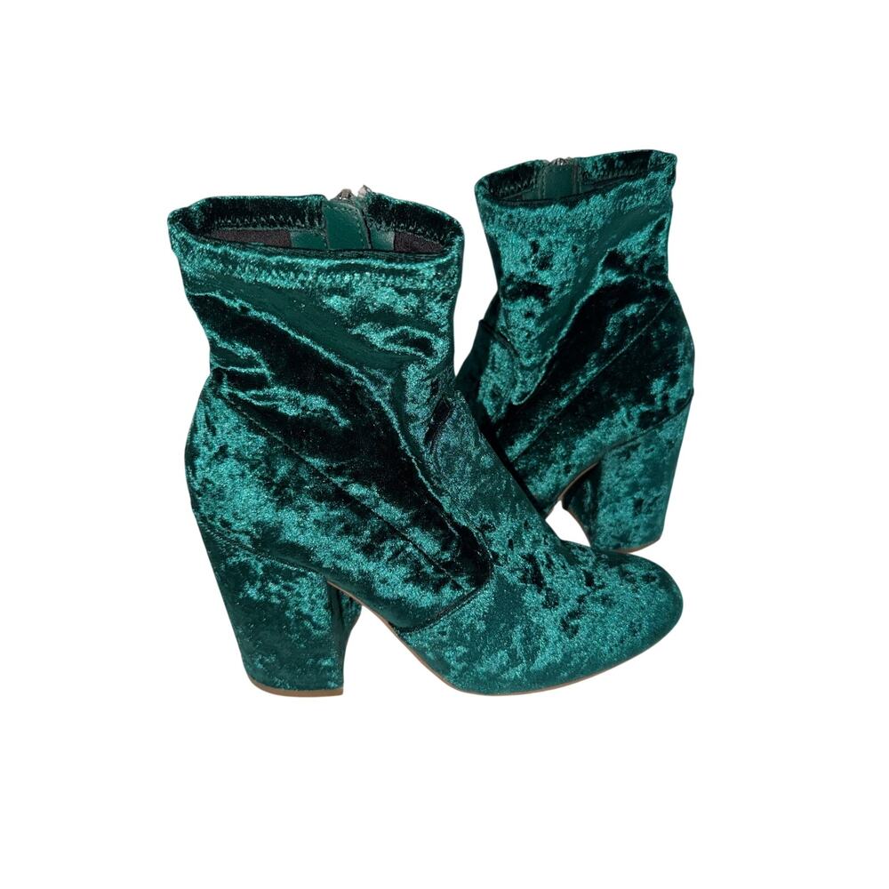 Steve Madden Green Crushed Velvet Block Heel Ankle Boots Women’s 7